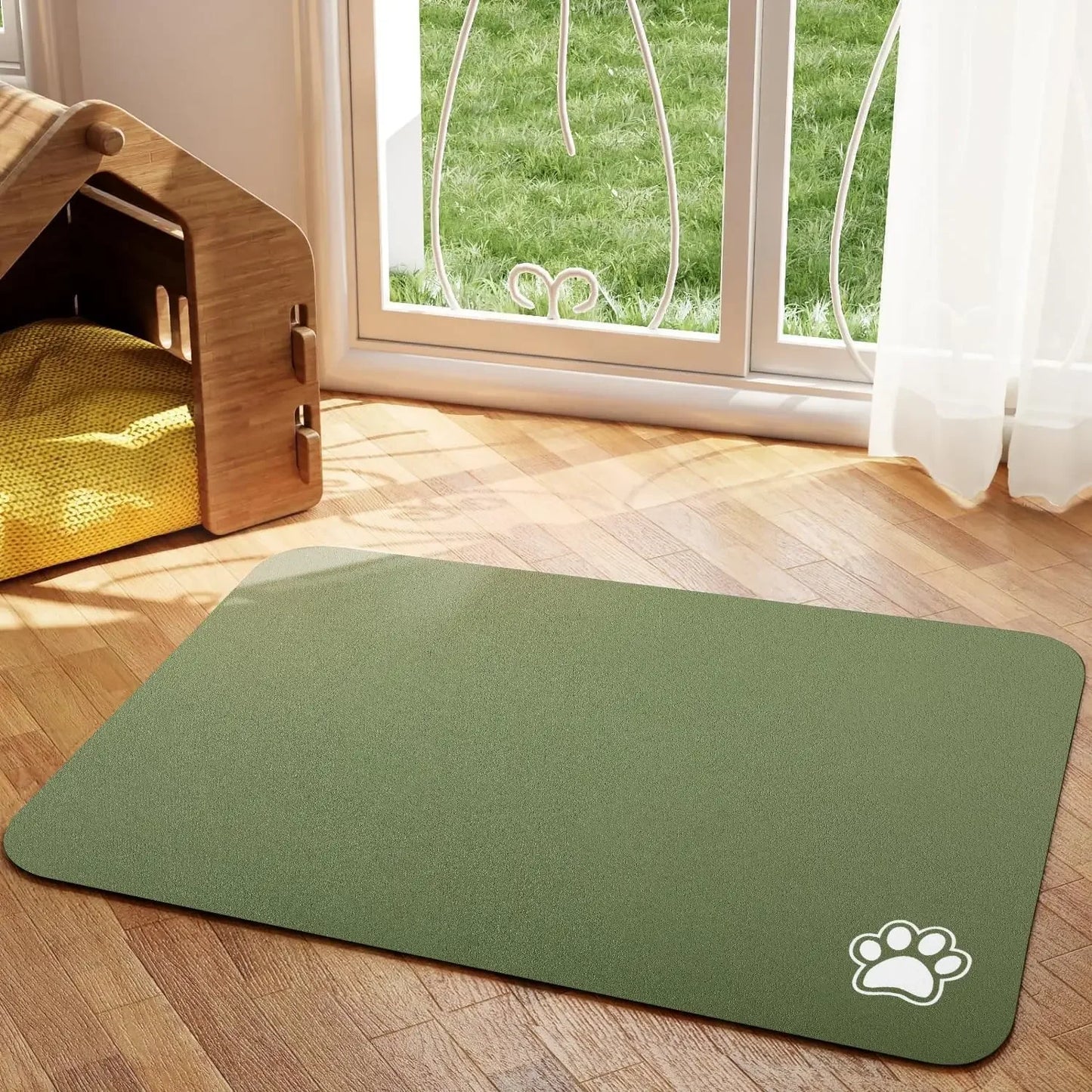 Mess-Free Feeding Mat