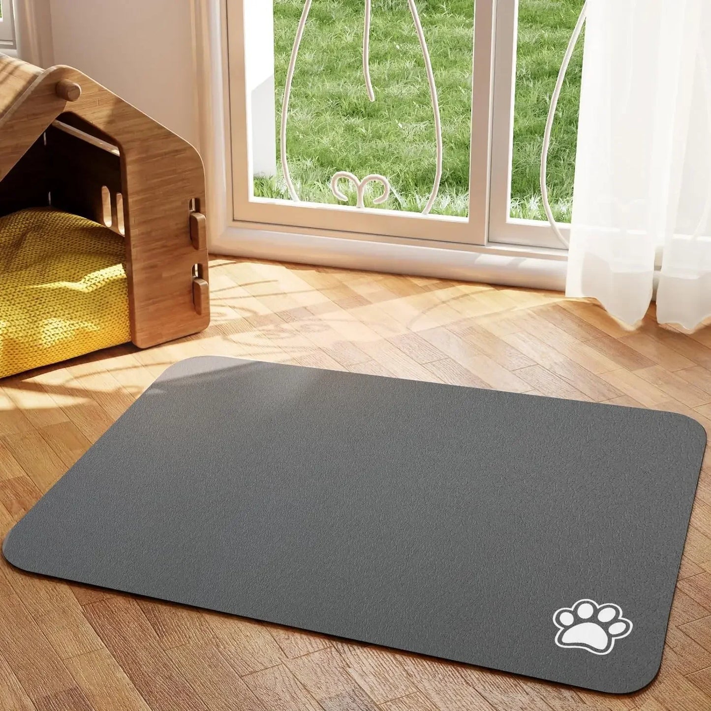 Mess-Free Feeding Mat